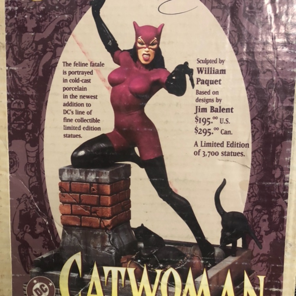 Catwoman Limited Edition Statue